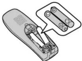 PANASONIC KX-TCD203G - Einsetzen der Akkus - 1