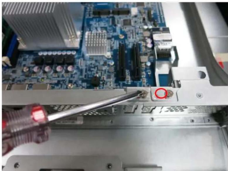 QNAP TS-EC880U-E3-4GE-R2 - TS-EC2480U-RP, TS-EC1680U-RP, TS-EC1280U-RP, TS-EC880U-RP - 3