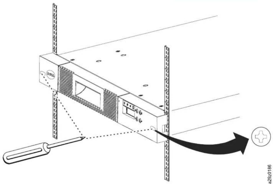 DELL PowerVault TL1000 - In einem Rack installieren - 8