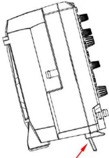 Rigol MSO5102 - Einstellen der Aufstellfüße - 2
