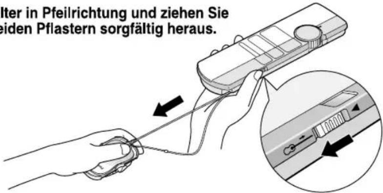 alter in Pfeilrichtung und ziehen Sie eiden Pflastern sorgfältig heraus.