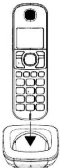 PANASONIC KX-TGQ500G - Einsetzen des Akkus - 2