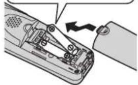PANASONIC KX-TG6572G - Einsetzen der Akkus - 2