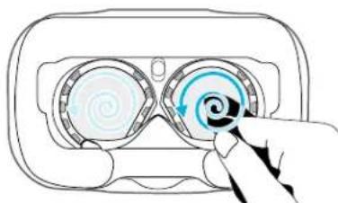 HTC VIVE Pro Eye - Cleaning the headset lenses and eye trackers - 1