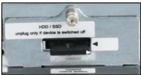 ADS-TEC MMT8017 - Installing mass storage device - 4