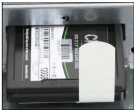 ADS-TEC MMT8017 - Removing mass storage device - 3