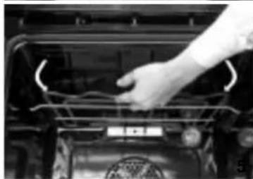 WHIRLPOOL OBU B00 W - To remount the door: - 5