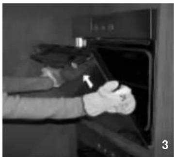 WHIRLPOOL AKZ 669/IX/03 - How to remove the oven door: - 3