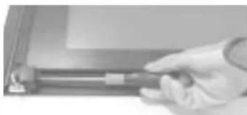 WHIRLPOOL AKZ 669/IX/03 - To disassemble the oven door: - 2