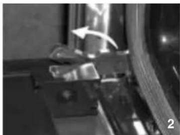 WHIRLPOOL AKZ 669/IX/03 - How to remove the oven door: - 2