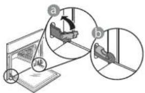 WHIRLPOOL AKP9 7860 NB - REMOVING AND REFITTING THE DOOR - 3