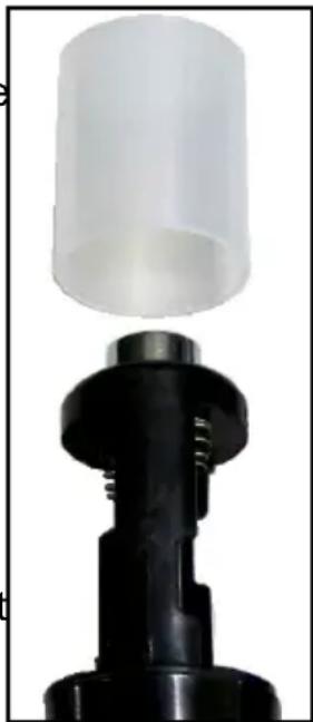 Westfalia KDL-502 - Inserting batteries and filling - 1