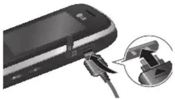 LG GM310 - Charging your phone - 2
