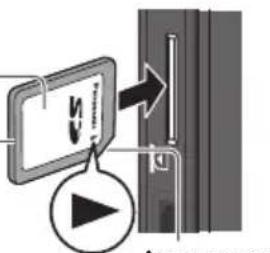 PANASONIC Viera TX-L32EW30S - Einsetzen der SD-Speicherkarte - 1