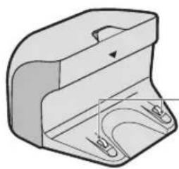 LG Hom-Bot VR5942L - REINIGUNG DER BÜRSTE - 9