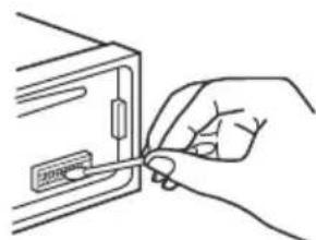 SONY CDX-R3300S - Cleaning the connectors - 1