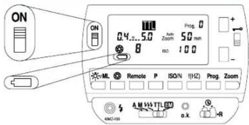 ON ON 0.4...5.0 Auto Zoom 5.0 mm 8 ISO 100 vML Remote P ISO/N (HZ) Prog. Zoom AM 555 TTL OKR R a.k.