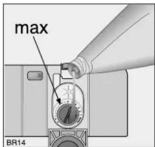 Juno Electrolux JSV64601 - Einfüllen von Klarspülmittel - 2