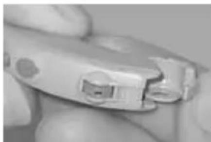 Unitron Element BTE - Turning Your Element™ Hearing Instruments On and Off - 3