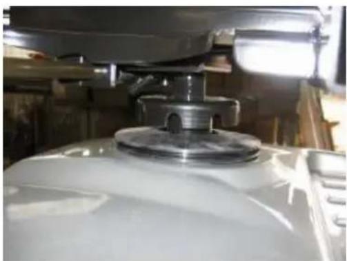 Lecson HS-580 - B.6 Höhenverstellung des Sitzes (Abb. 6 bis 7 a) - 1