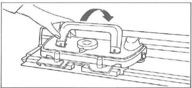Silver Reed F-270 - REPACKING THE KNITTER - 4