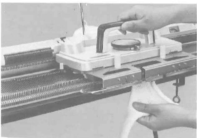Silver Reed F-270 - INCREASING MULTIPLE STITCHES - 4