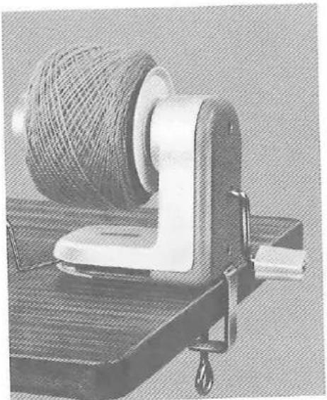 Silver Reed F-270 - PREPARATION OF YARNS - 1