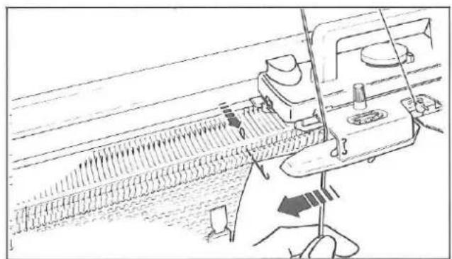 Silver Reed F-270 - WEAVING - 1