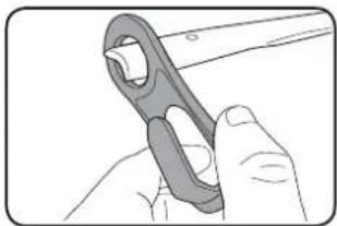 Ozito ELM-1030 - Fitting the Upper Handle to the Lower Handle - 1