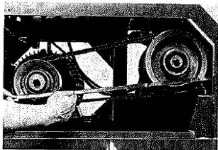 DOLMAR 240 automatic - Motor, Keilriemen- trieb, Schwenkkopf - 1