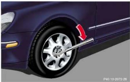 Mercedes-Benz S 430 (2001) - Warning! - 6