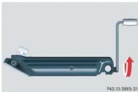 Mercedes-Benz C 230 Sport (2006) - Storage position - 1