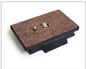 Magnus VT-100 - Quick-Release Plate for VT-100/200/300/350 Tripod - 1
