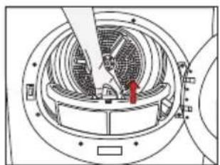 BEKO DS8433GA0 - Fusselfilter/Innenseite der Gerätetür reinigen - 4