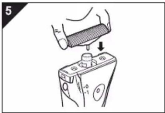 PANASONIC ES-3831 - Replacing the outer foil and the inner blade - 4
