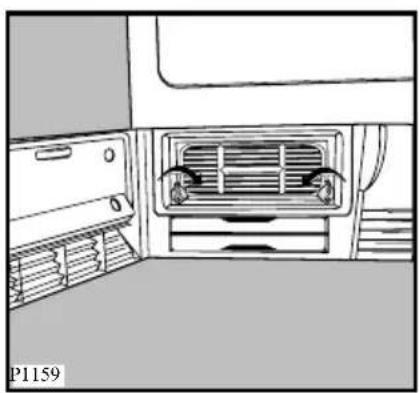 Lloyds 70 E - Reinigung des Luftkondensors - 2