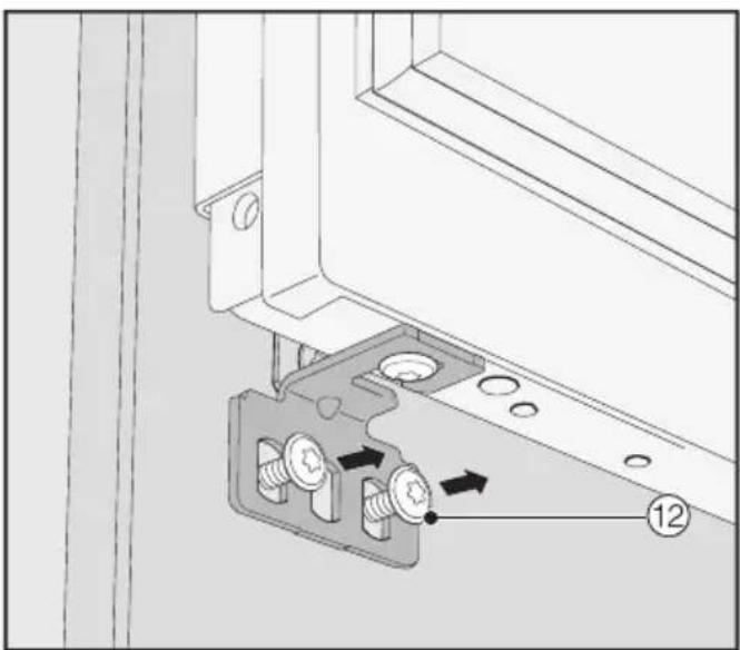 MIELE MasterCool KWT 2601 SF - Aligning the appliance door - 3