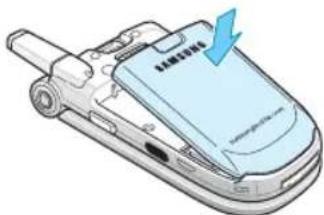 SAMSUNG SGH-Z107M - Akku einsetzen - 2