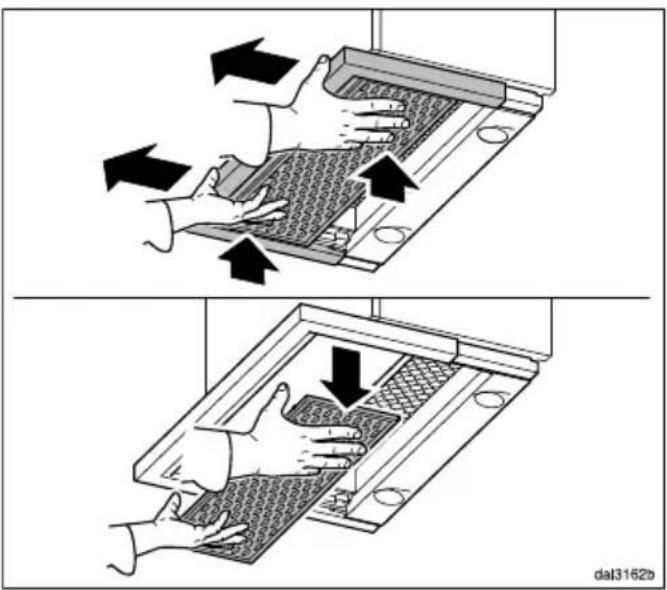 MIELE DA 3496 EXT - Removing the grease filter - 3