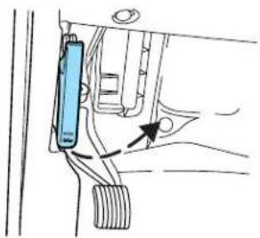 FORD F-350 Super Duty (2005) - OPENING THE HOOD - 2