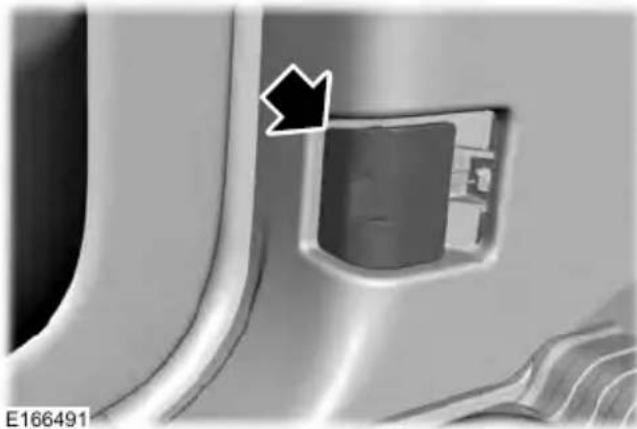 FORD F-450 Super Duty (2020) - OPENING AND CLOSING THE HOOD - 1