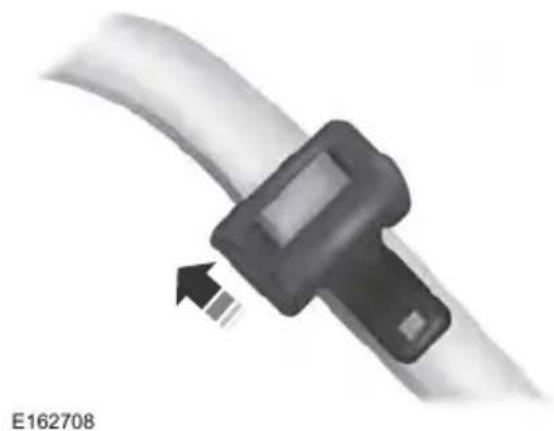 FORD F-450 Super Duty (2020) - Seatbelts - 1