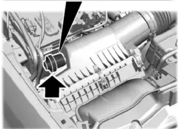 FORD F-450 Super Duty (2020) - CHANGING THE ENGINE AIR FILTER - 6.7L DIESEL - 6
