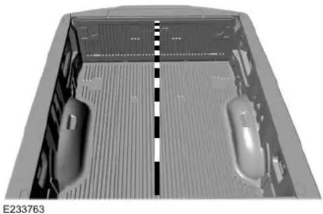 FORD F-450 Super Duty (2020) - Advanced Camera Views (If Equipped) - 6