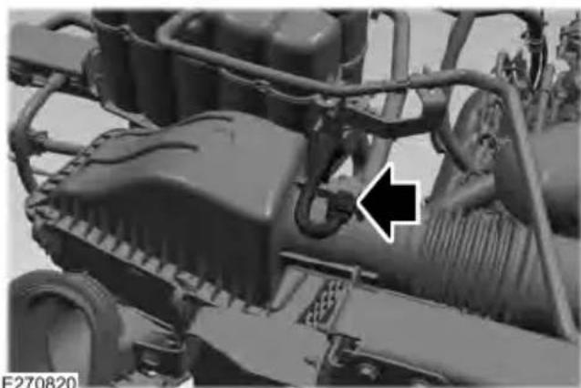 FORD F-450 Super Duty (2020) - CHANGING THE ENGINE AIR FILTER - 7.3L - 2