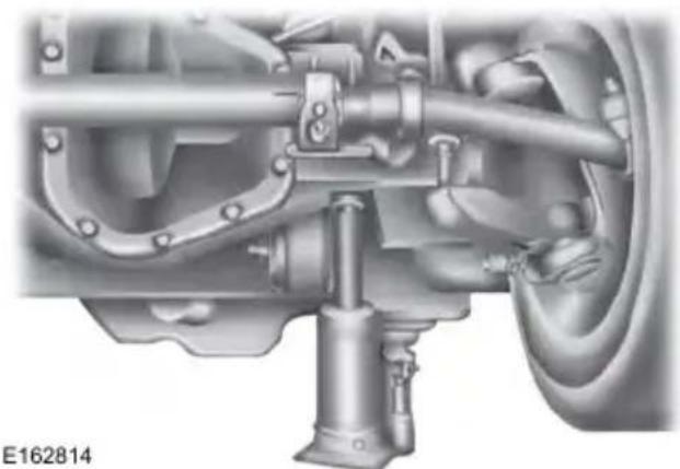 FORD F-450 Super Duty (2020) - Tire Change Procedure - 19
