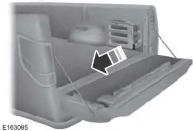 FORD F-350 Super Duty (2019) - Tailgate mode - 1