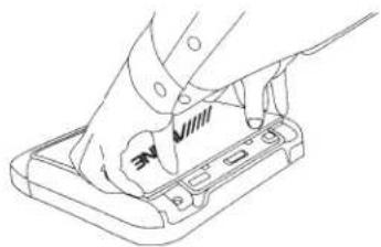 ALPINE PKG-RSE3DVD - Install the top interchangeable color cover. - 2