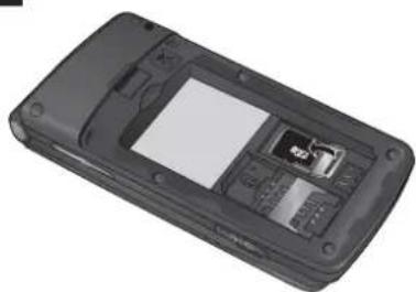 LG KF301 - Installing a Memory Card - 3