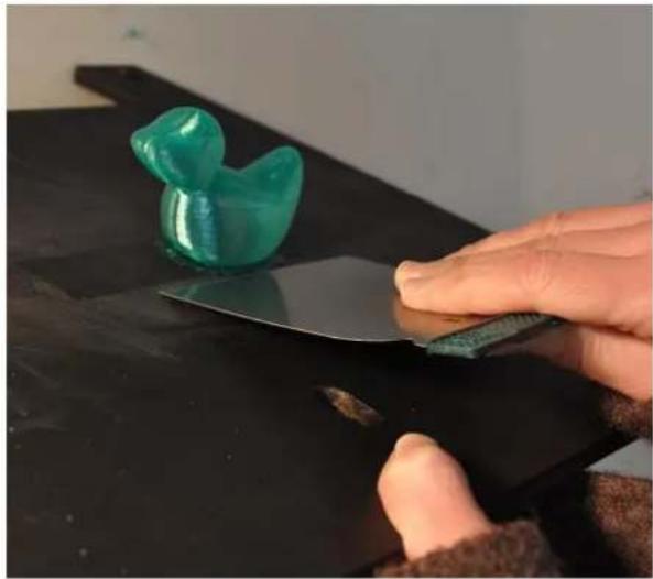 BFB 3D Touch - How do I get the finished part off the print bed? - 1